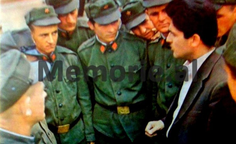DOSSIER/ Raporti “sekret” për Ramiz Alinë: Në Durrës ka agjentura të huaja, peshkatarët shkëmbejnë plaçka me italianët në det