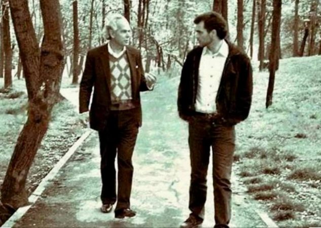 “ÇDO 31 KORRIK E KUJTOJ ME SYTË E LAGUR…”/ Rama shkruan fjalët prekëse për të atin: Vdekja e tij më solli në Tiranë e më ndryshoi rrugëtimin…