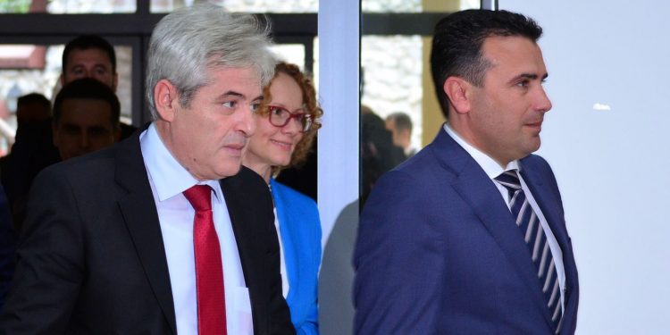 ZAEV MBYLL DYER PËR KOALICION/ BDI: Duhet t’u kërkosh falje shqiptareve