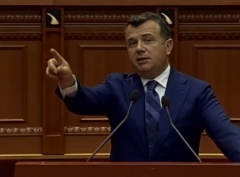 “PD TENTOI TË KRIJONTE GRUPIN E VET NË KUVEND”/ Balla: Ku ta gjej që Luli e Mona të jenë bashkë, ata në opozitë, ne në qeveri