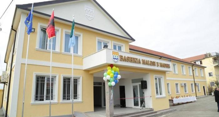 COVID MBYLL BASHKINË E MALËSISË SË MADHE/ Reagon Marinaj: Të hënën fillojmë nën masa të rrepta