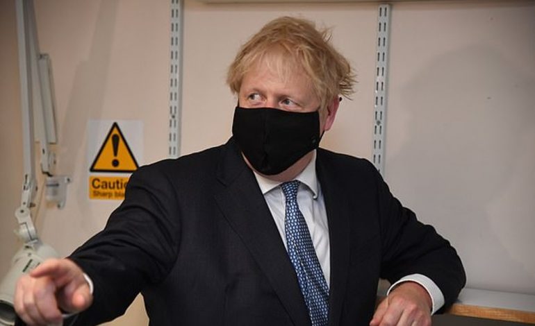 “NUK E KUPTUAM RREZIKUN…”/ Johnson e pranon: Gabuam me disa gjëra gjatë pandemisë, nga mesi i vitit të ardhshëm…