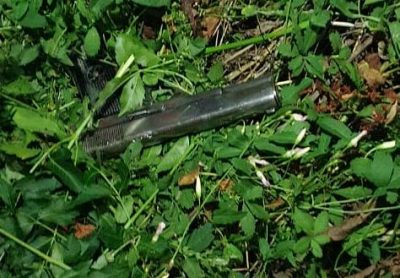QARKULLONIN ME ARMË NË MAKINË DHE NUK IU BINDËN POLICISË/ Një i ri në pranga, shoferi në kërkim
