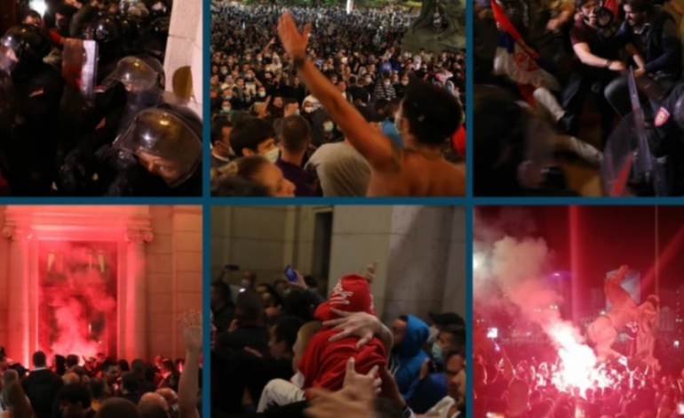 “PUSHTOHET” PARLAMENTI/ Në Serbi shpërthejnë protesta të dhunshme pas rikthimit të karantinës (VIDEO)