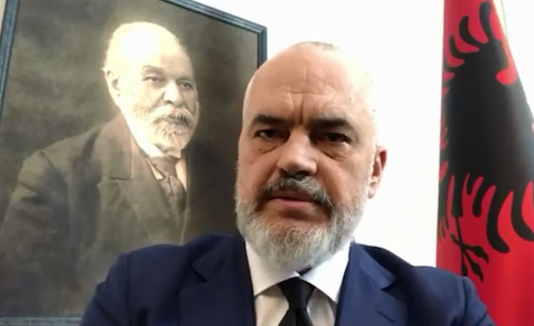 REPLIKAT/ Rama “dhëmbë për dhëmbë” me qytetarët për Metën: I shërbej vetëm Shqipërisë dhe PS!