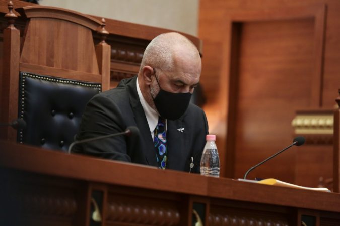 MIRATIMI I NDRYSHIMEVE KUSHTETUESE/ Rama ftesë opozitës: S’kemi kohë, ejani nesër në Këshillin Politik