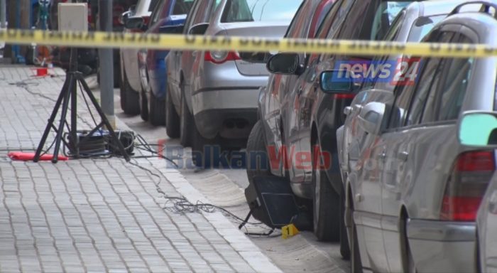 SHPËRTHEN MAKINA NË DURRËS/ Dyshohet se i ishte vendosur eksploziv
