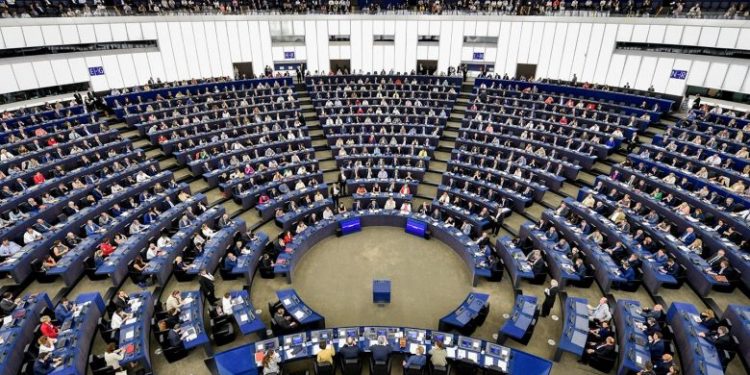 “MIRATONI MARRËVESHJEN…”/ Tre eurodeputetë mesazh politikës në Shqipëri: Qeveria dhe opozita të ruajnë konsensusin ndër-partiak