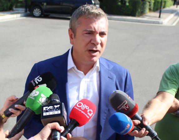 NDRYSHIMET KUSHTETUESE/ Gjiknuri e-mail PD-LSI: Konfirmoj pjesëmarrjen sot, propozimet konkrete dërgojani paraprakisht anëtarëve të Këshillit Politik