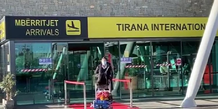 NUK LEJOHEN LËVIZJET PËR…/ Ambasada holandeze jep detaje për udhëtimet me Shqipërinë
