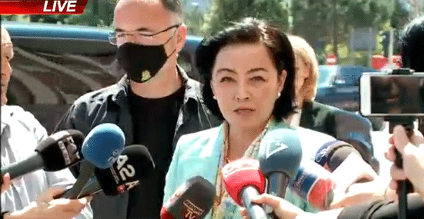 NJË DITË PARA 30 KORRIKUT/ Yuri Kim mesazh partive, nga djegia e mandateve te përgjegjësitë e Parlamentit