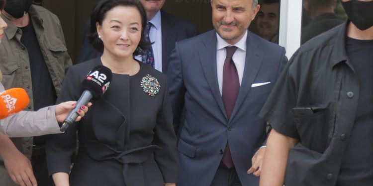PAS TAKIMIT ME RAMËN/ Yuri Kim dhe Soreca sot në selinë blu, i shkojnë në zyrë Bashës para mbledhjes së ‘Këshillit’