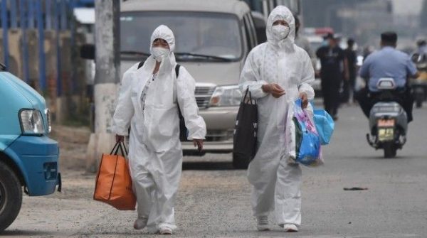 KINA SHËNON 101 RASTE TË REJA ME COVID-19/ Rritja më e lartë ditore që nga muaji prill