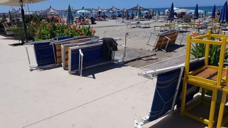 ZAPTOI PLAZHIN TEK “SHKËMBI I KAVAJËS”/ Procedohet 64-vjeçari nga Tirana. Arrestohen 3 persona në Durrës
