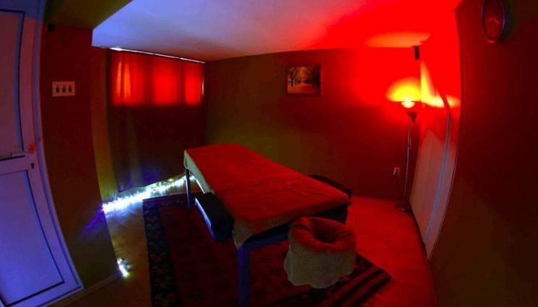 “MASAZHI EKSTRA 100 EURO…”/ Si një agjent i infiltruar zbuloi tre qendra estetike prostitucioni në Tiranë