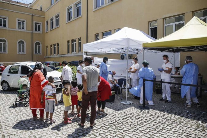NGA 14 KORRIKU MASA TË REJA NË ITALI KUNDËR COVID-19/ Në vende publike do lihen të dhënat personale. Zgjatet ndalimi i hyrjes nga këto shtete