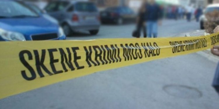 E RËNDË/ Biznesmeni gjendet i pajetë brenda vilës së tij, dyshohet për… (EMRI)