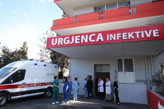 NDËRROI JETË NGA KORONAVIRUSI/ 45-vjeçarja mori infeksionin në Tiranë, do kurohej për astmën