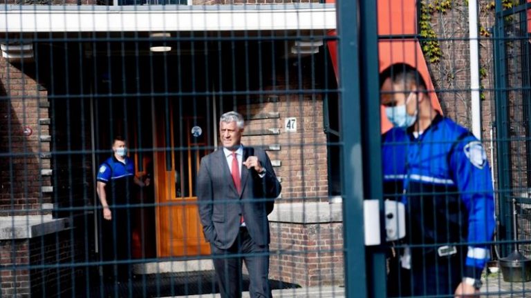 AKUZAT/ Hashim Thaçi thyen heshtjen, ja kur flet për katër ditët në Hagë