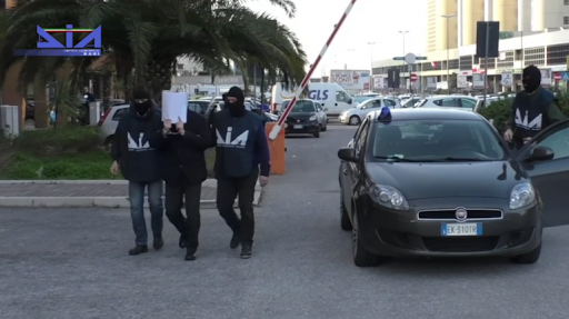 OPERACIONI I PËRBASHKËT SHQIPËRI-ITALI/ Shkatërrohet grupi kriminal i drogës, disa të arrestuar