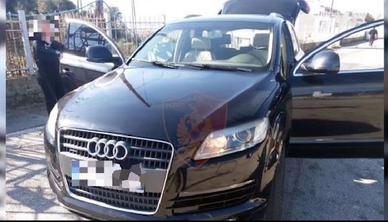 QËLLUAN ME ARMË ZJARRI DUKE UDHËTUAR ME “AUDI”/ Arrestohen dy persona në Durrës