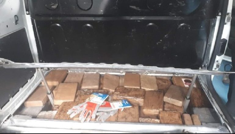 SEKUESTROHEN 104 KILOGRAM KOKAINË/ Dy të arrestuar në Holandë, mes tyre dhe një shqiptar