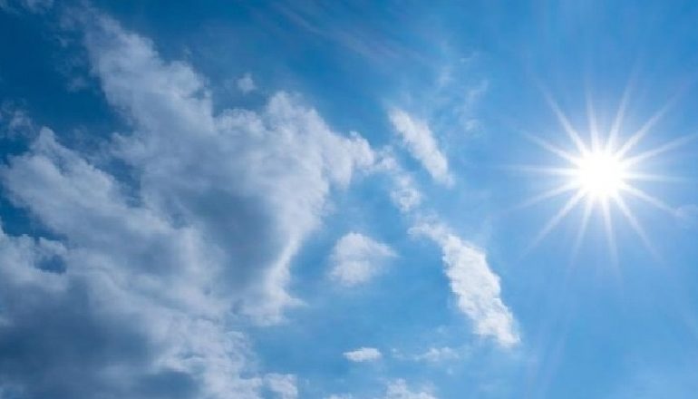 MOT I QËNDRUESHËM GJATË PARADITES/ Në zonat malore shi gjatë pasdites dhe mbrëmjes