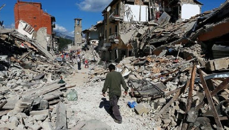“LA REPUBLICA”/ Katër vjet nga tërmeti, zemërimi i kryetarëve të komunave në Itali: Përgjigje urgjente, përndryshe… Në Shqipëri vazhdon…