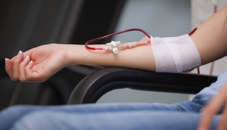 BABAI I SAJ NË GJËNDJE TË RËNDË/ Vajza thirrje të dëshpëruar për dhurim gjaku zero pozitiv te Trauma: Të ketë kaluar COVID-in! Jepet shpërblim