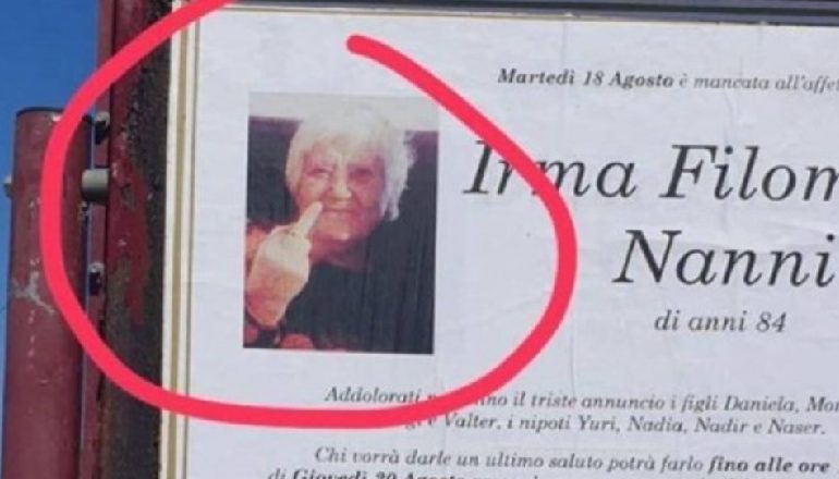 PO BËHET VIRALE/ Ndërron jetë një 84 vjeçare, ja FOTO e pazakontë në njoftimin e vdekjes