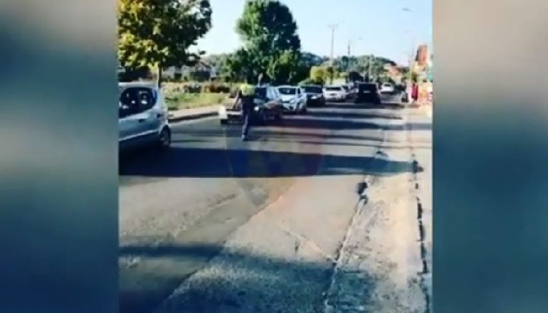 KONTROLLE NGA POLICIA/ Tre aksidente rëndojnë trafikun gjatë bregdetit, pezullohen 23 patenta dhe vendosen 502 gjoba