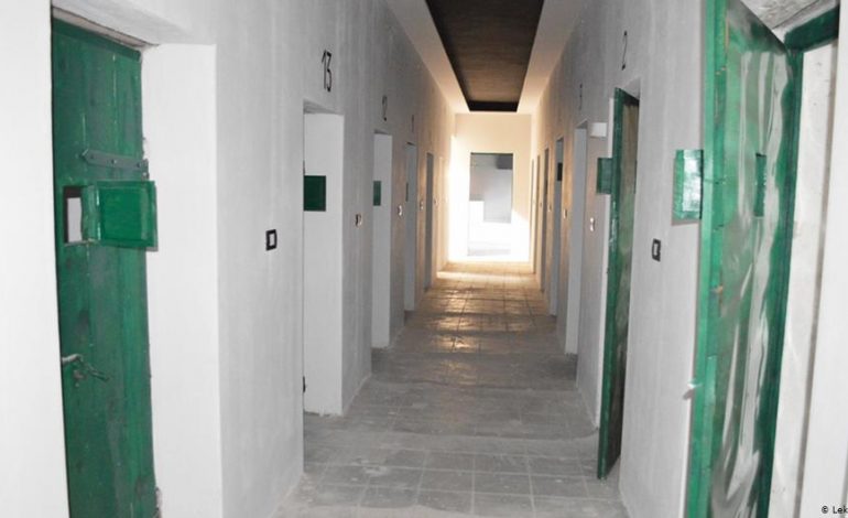 DOSSIER/ Dëshmia e ish-të burgosurit: Më dënuan me pushkatim, UDB-ja kishte njoftuar Sigurimin se kisha ndihmuar për arratisjen e…