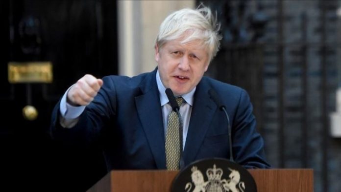 COVID-19/ Boris Johnson flet prerë: Shkollat duhet të rihapen në shtator