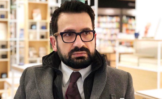 “KRITIKOJNË QEVERINË 90% E GAZETAVE SHQIPTARE…”/ Kreshnik Spahiu: Meta dhe Berisha paguajnë për të sharë Ramën
