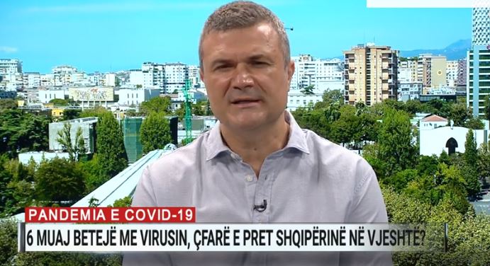 ÇFARË E PRET SHQIPËRINË NË VJESHTË? Epidemiologu: Në shtator mund të kemi frenim të rasteve, por shkollat më mirë të…
