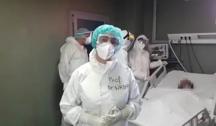 TË MBULUAR GJER NË DHËMBË/ Dr. Najada publikon FOTON e Tritan Kalos dhe infermier Bedriut: Të palodhur për t’ju shpëtuar, ju ruhuni!