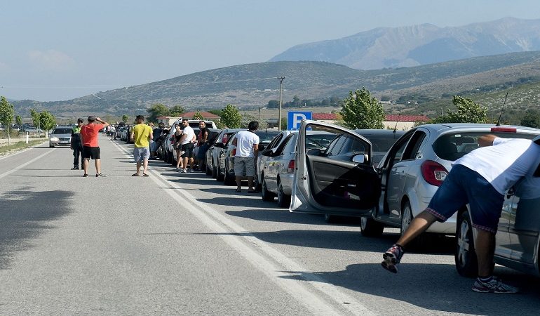 RREGULLAT E UDHËTIMIT PËR SHQIPTARËT/ Greqia, Italia dhe Gjermania kërkojnë analizën e koronavirusit