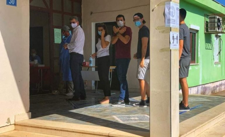 ZGJEDHJET NË MALIN E ZI/ Kandidatët shqiptarë hedhin votën dhe bëjnë thirrje për pjesëmarrje masive
