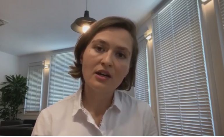 DEL UDHËZUESI PËR VITIN E RI SHKOLLOR/ Shahini: Ja si do veprohet nëse një nxënës ose mësues del me Covid-19