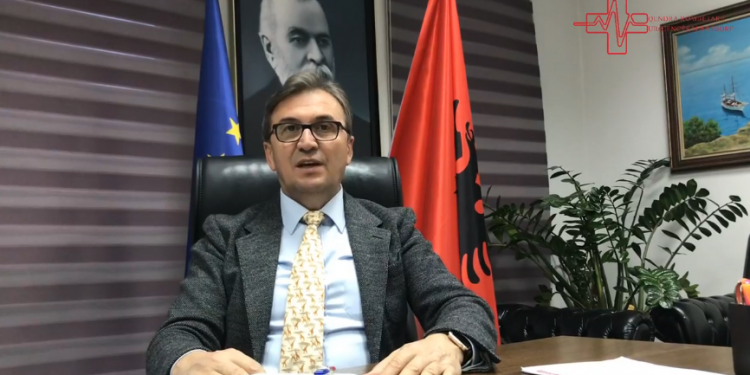 “STOP”/ Akuzat dhe sharjet ndaj tij, Skënder Brataj reagon ashpër: Nuk e lë llumin të më shkeli mbi familjen