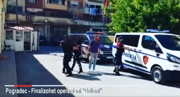 DYSHOHEN SE KRYEN ATENTATIN NDAJ PRONARIT TË “HOTEL VOLOREKËS”/ Momenti kur policia i arreston (VIDEO)