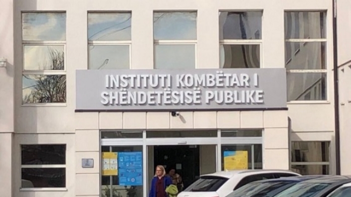 JO VETËM COVID-19/ Autoritetet kosovare paralajmërojnë rrezikun e një tjetër virusi