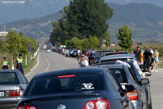 “SITUATA NË KAKAVIJË ËSHTË TRAGJIKE”/ Kryebashkiaku i Finiqit thirrje Greqisë: Insistojmë të hapet menjëherë pika kufitare e Qafë Botës