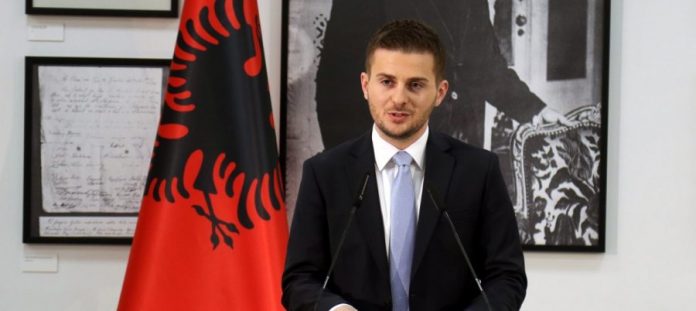 ZGJEDHJET NË MALIN E ZI/ Cakaj deklaratë të përbashkët me homologen Haradinaj: Mbështesni fuqimisht Listën Shqiptare