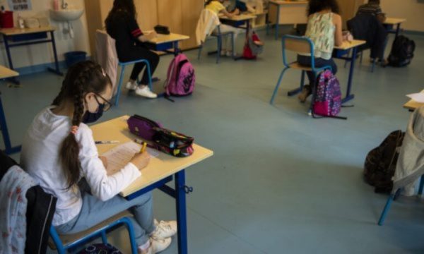 MJEKËT GJERMANË NË ALARM/ Virologët i bëjnë thirrje qeverisë: Maskat të bëhen të detyrueshme në shkolla