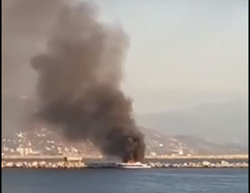 VIDEOLAJM/ Merr FLAKË skafi në Vlorë, tymi “pushton” Triportin