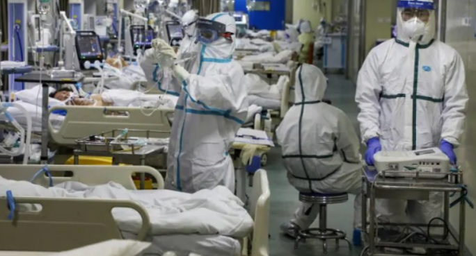 PËRDOREJ SI SPITAL COVID-19/ Shtatë persona humbin jetën nga shpërthimi i zjarrit në Indi