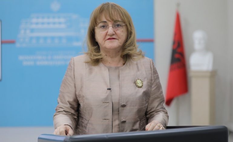 “TERAPIA ME PLAZMË, SHUMË SHPEJT DHE NË SHQIPËRI POR…”/ Rakacolli tregon kur hapen spitalet Covid3 e Covid4