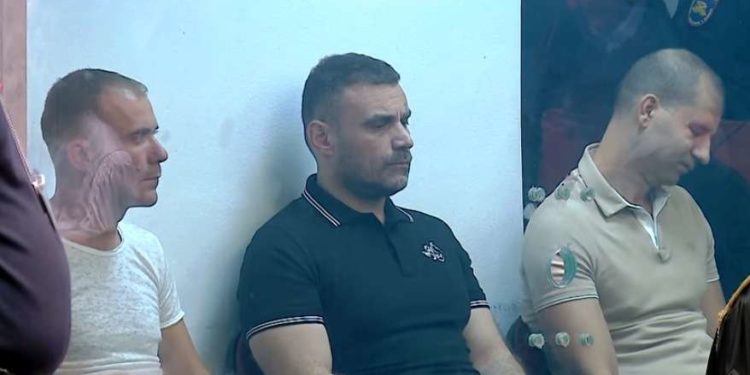 E FUTËN NË REGJIMIN “41-BISS”/ Avokati i Shullazit: Ankimim në GJKKO, nëse ka pasur kontakte me pjesëtarë të organizatave të tjera kriminale…