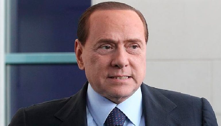 U INFEKTUA ME COVID-19/ Përkeqësohet shëndeti i Silvio Berlusconit, shtrohet në spital…
